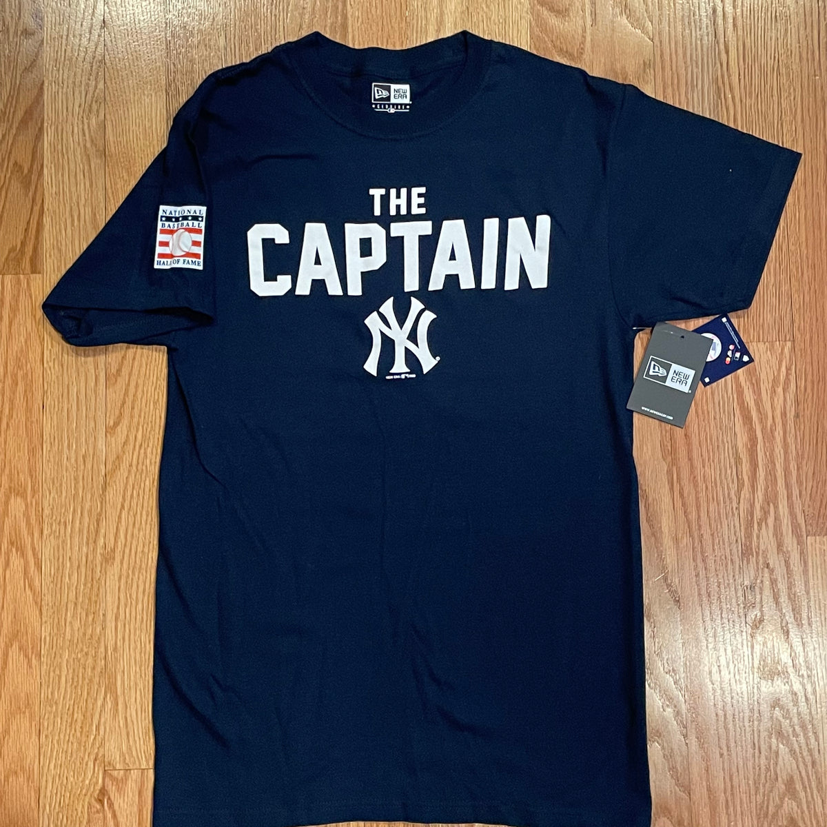 New Era New York Yankees Jeter HOF Captain T-Shirt - Navy – Burdeens  Chicago