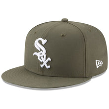Load image into Gallery viewer, 59Fifty Chicago White Sox MLB Basic New Olive/White Logo - Grey UV
