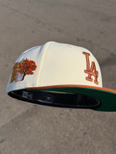 Load image into Gallery viewer, [FALL PACK 2.0] 59Fifty Los Angeles Dodgers Fall 'Leaves' 2T Chrome/Rust - Green UV
