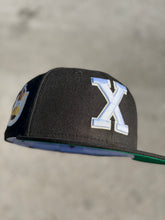 Load image into Gallery viewer, [TRUTH 2.0] 59Fifty Cuban X Giants Negro League 100th Anniversary Black/Black - Green UV
