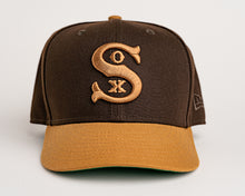 Load image into Gallery viewer, 59Fifty Chicago White Sox Luxury Pack LV 2-Tone Burnt Wood/Light Bronze - Green UV
