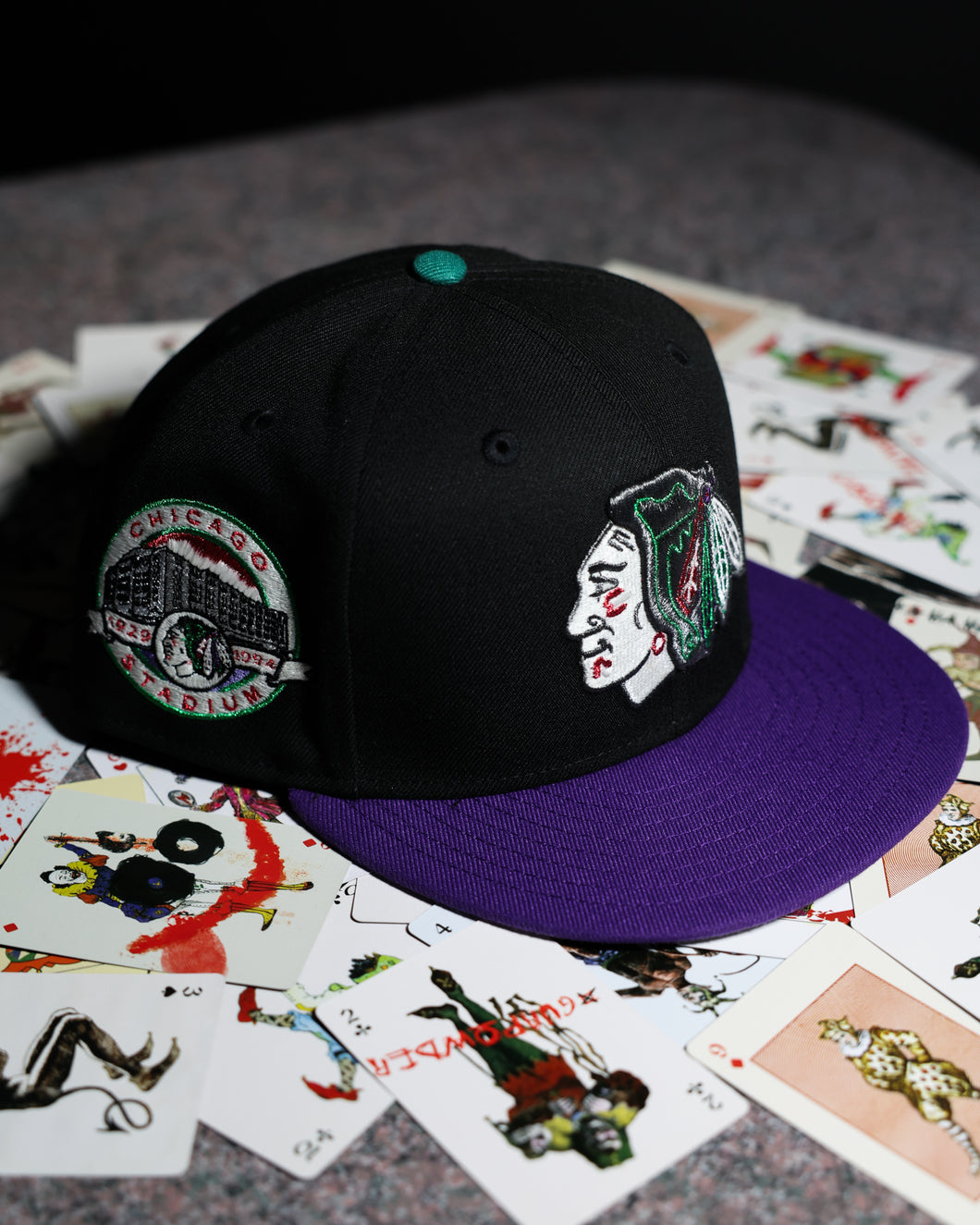 [SMILE BLACKHAWKS] 59Fifty Chicago Blackhawks Chicago Stadium Black/Purple - Green UV