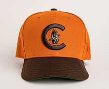 Load image into Gallery viewer, 59Fifty Chicago Cubs Luxury Pack He 2-Tone Burnt Orange/Burnt Wood - Green UV

