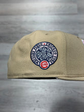 Load image into Gallery viewer, [CAMEL CUBS] 59Fifty Chicago Cubs Wrigley Ivy Patch Camel - Pink UV
