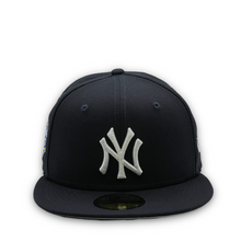 Load image into Gallery viewer, 59Fifty New York Yankees 1998 World Series Patch Navy - Gray UV
