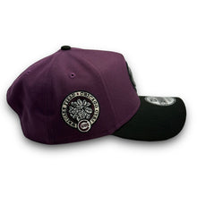 Load image into Gallery viewer, 9Forty A-Frame Chicago Cubs Wrigley 2-Tone Snapback  Plum/Black - Grey UV
