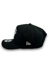 Load image into Gallery viewer, 9Fifty NHL A-Frame Pittsburgh Penguins OTC Snapback Black - Grey UV
