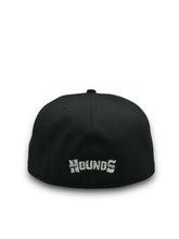 Load image into Gallery viewer, [HOUNDS DOG FACE] 59Fifty New Era Hounds Fitted Hat Black/Black - Grey UV
