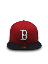 Load image into Gallery viewer, [Retro Authentic Collection] 59Fifty On-Field Boston Red Sox ALT 1999-2000 Scarlet/Navy - Grey UV
