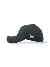 Load image into Gallery viewer, 39Thirty LMB Sultanes de Monterrey 2025 Away Game Cap Graphite - Black UV
