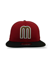 Load image into Gallery viewer, 9Fifty Snapback Mexico World Baseball Classic w/Flag Scarlet/Black - Green UV
