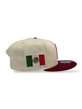 Load image into Gallery viewer, 9Fifty Snapback Mexico World Baseball Classic w/Flag Chrome/Maroon - Grey UV
