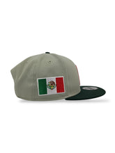 Load image into Gallery viewer, 9Fifty Snapback Mexico World Baseball Classic w/Flag Everest Green/Dk Green - Grey UV
