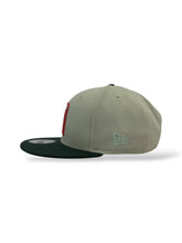 Load image into Gallery viewer, 9Fifty Snapback Mexico World Baseball Classic w/Flag Everest Green/Dk Green - Grey UV
