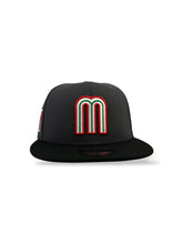 Load image into Gallery viewer, 9Fifty Snapback Mexico World Baseball Classic w/Flag Graphite/Black - Green UV

