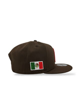 Load image into Gallery viewer, 9Fifty Snapback Mexico World Baseball Classic w/Flag Walnut/OTC- Green UV
