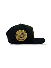 Load image into Gallery viewer, [MEXICO DE ORO V.4] 9Fifty A-Frame Snapback Mexico Skull Chief Black Suede Visor - Storm Grey Suede UV
