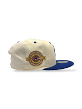 Load image into Gallery viewer, 9Fifty Snapback Chicago Cubs &quot;Clark The Cub&quot; Pin 2-Tone - Gray UV
