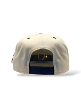 Load image into Gallery viewer, 9Fifty Snapback Milwaukee Brewers &quot;Bernie Brewer&quot; Pin 2-Tone - Gray UV
