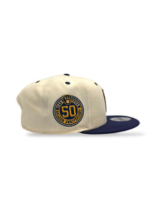 9Fifty Snapback Milwaukee Brewers "Bernie Brewer" Pin 2-Tone - Gray UV