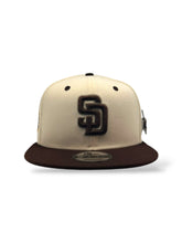 Load image into Gallery viewer, 9Fifty Snapback San Diego Padres &quot;The Swinging Friar&quot; Pin 2-Tone - Gray UV
