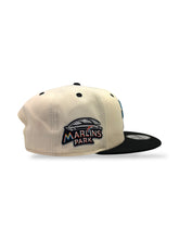 Load image into Gallery viewer, 9Fifty Snapback Miami Marlins &quot;Billy the Marlin&quot; Pin 2-Tone - Gray UV
