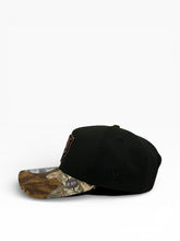 Load image into Gallery viewer, 9Forty A-Frame Chicago Bears 2000 Draft Black/Real Tree Edge - Green UV
