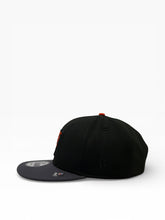 Load image into Gallery viewer, 9Fifty Chicago Bears 2000 Draft 2T Black/Graphite - Grey UV
