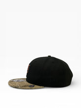Load image into Gallery viewer, 9Fifty Chicago Bears 2000 Draft 2T Black/Real Tree Edge - Green UV
