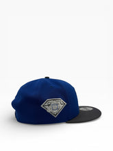 Load image into Gallery viewer, 9Fifty Chicago Bears 75th Anniversary Cara Blanca 2T Royal/Graphite - Grey UV

