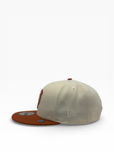Load image into Gallery viewer, 9Fifty Chicago Bears 1999 Pro Bowl 2T Chrome/Rust Orange - Green UV
