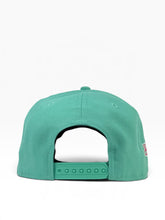 Load image into Gallery viewer, 9Fifty MLB Chicago White Sox 2005 World Series Teal Snapback - Grey UV
