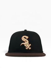 Load image into Gallery viewer, 9Fifty MLB Chicago White Sox 2T Black/Walnut Snapback - Light Bronze UV
