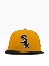 Load image into Gallery viewer, 9Fifty MLB Chicago White Sox 95th Anniversary 2T A-Gold/Black Snapback - Grey UV

