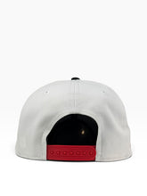 Load image into Gallery viewer, 9Fifty MLB Chicago White Sox Script 95th Anniversary 2T Wht/Red Snapback - Grey UV
