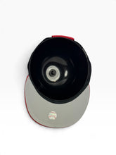 Load image into Gallery viewer, 9Fifty MLB Chicago White Sox Script 95th Anniversary 2T Wht/Red Snapback - Grey UV
