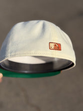 Load image into Gallery viewer, [FALL PACK 2.0] 59Fifty Los Angeles Dodgers Fall 'Leaves' 2T Chrome/Rust - Green UV
