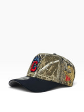 Load image into Gallery viewer, SENTROCK X CHICAGO FIRE 9FORTY 2-TONE REAL TREE/NAVY - GREY UV
