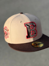 Load image into Gallery viewer, [RAW PACK] 59Fifty NBA Chicago Bulls 2T Camel/Burntwood - Green UV
