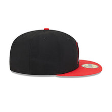 Load image into Gallery viewer, 59Fifty Chicago White Sox 2025 City Connect &quot;BRED&quot; 2T Black/Red - Grey UV
