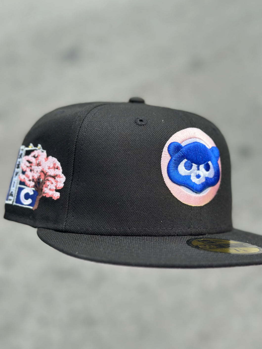[CHERRY BLOSSOM 2.0] 59Fifty Chicago Cubs 2025 Tokyo Series Black - Pink UV