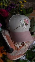 Load image into Gallery viewer, [AGED WELL] 59Fifty Chicago White Sox 2005 WS Stone/Pink Rogue - Icy Blue UV
