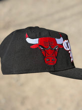Load image into Gallery viewer, 9Fifty A-Frame Snapback Chicago Bulls [PROUD] Black OTC - Grey UV
