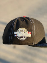 Load image into Gallery viewer, [Sourthside Reserve] 59Fifty Chicago White Sox 2005 World Series Black - Cilantro Green UV
