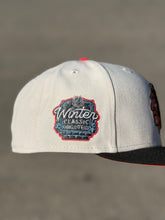 Load image into Gallery viewer, [INFRARED BLACKHAWKS] 59Fifty Chicago Blackhawks 2T Stone/Black - Infrared UV
