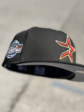 Load image into Gallery viewer, 59Fifty Houston Astros 2005 World Series Black - Grey UV
