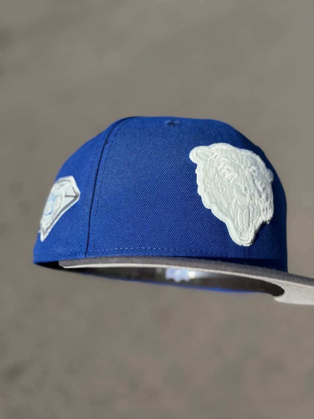 [CARA BLANCA BEARS] 59Fifty Chicago Bears 75TH Anniversary 2T Royal/Graphite - Grey UV