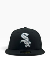 Load image into Gallery viewer, [Sox Icy] 59Fifty Chicago White Sox 95th Anniversary Black - Sky Blue UV
