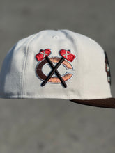 Load image into Gallery viewer, [EL AZTECA BLACKHAWKS] 59Fifty Chicago Blackhawks 2T Stone/Burnt Wood - Everest Green UV
