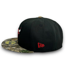 Load image into Gallery viewer, 59Fifty NBA Chicago Bulls 2-Tone Black/Real Tree Edge - Grey UV
